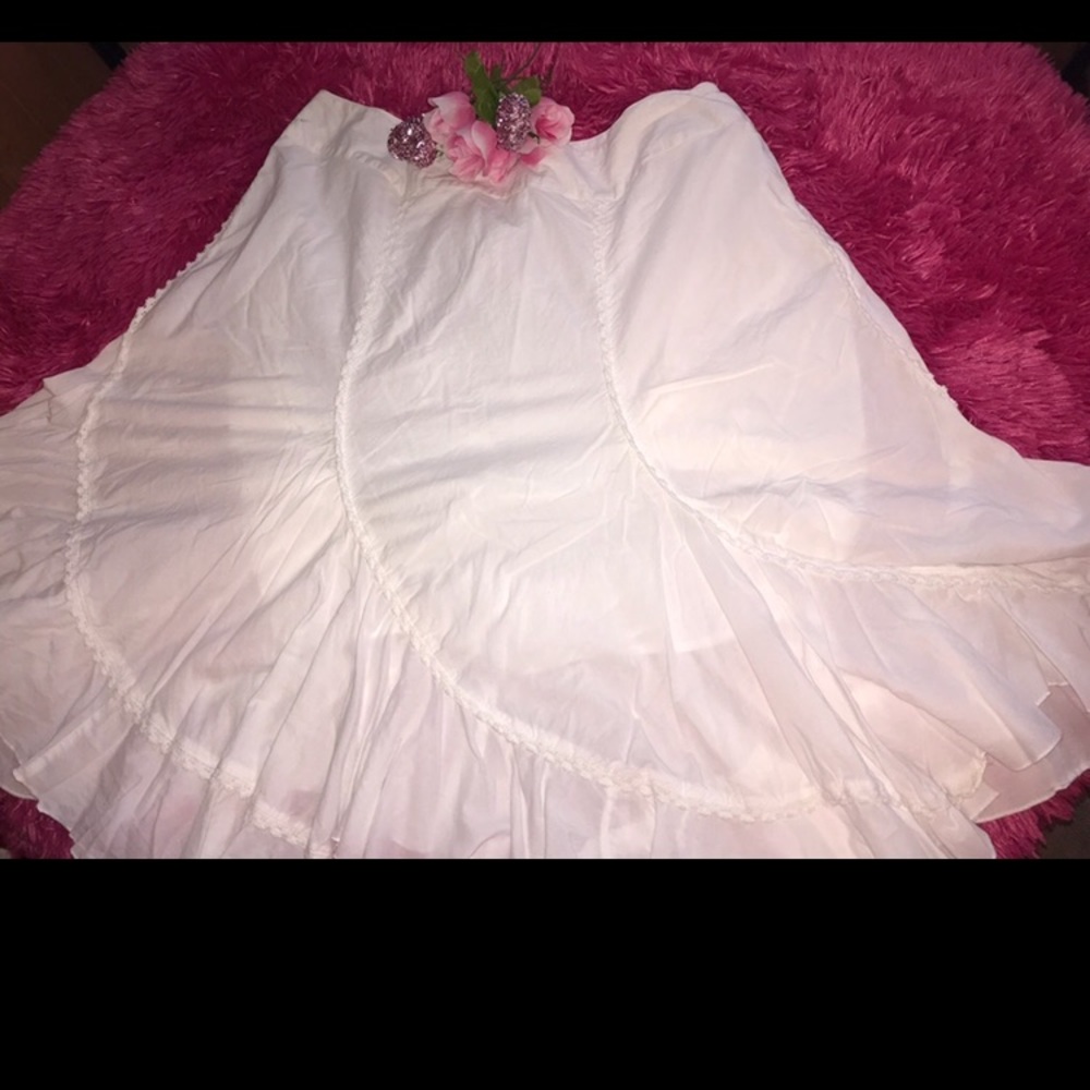 💖🤍Womens’s Long Skirt🤍💖